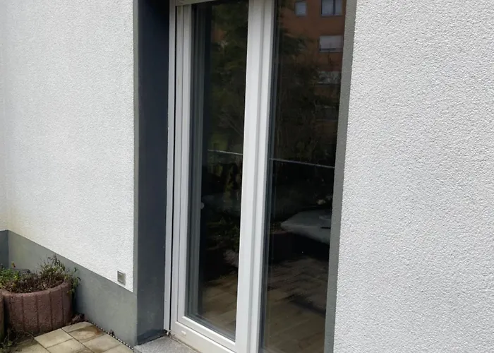 Lägenhet Modernes 2-room Mit Terrasse